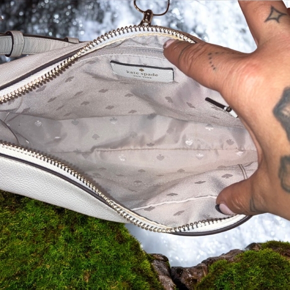 Kate Spade NWOT! Limited Edition Rosie Rainbow Crossbody Bag Retails for $399 - Picture 5 of 9